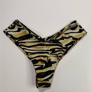 Skatie Swirl Print Bikini Bottom